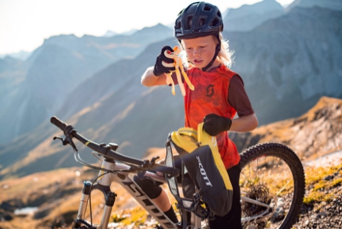 Fahrradhandschuhe beim Radfahren