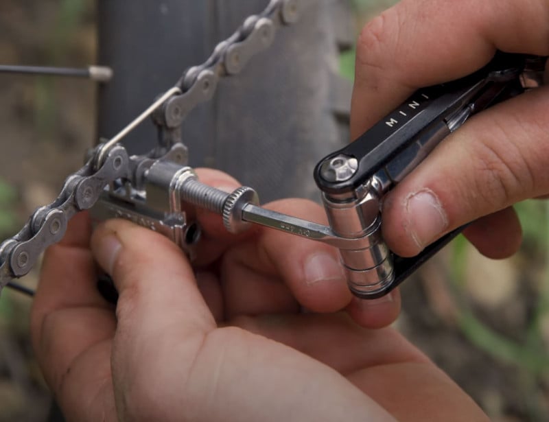 Multitool mit Kettennieter