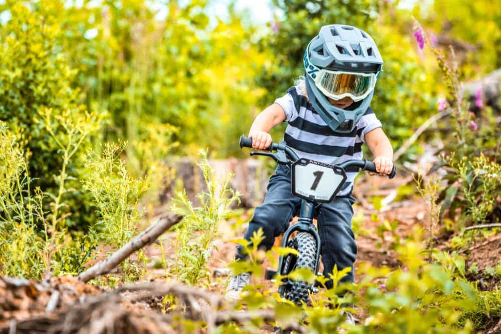 Mit dem Puky LR Trail Pro üben sich kleine Profis von Kindesbeinen an