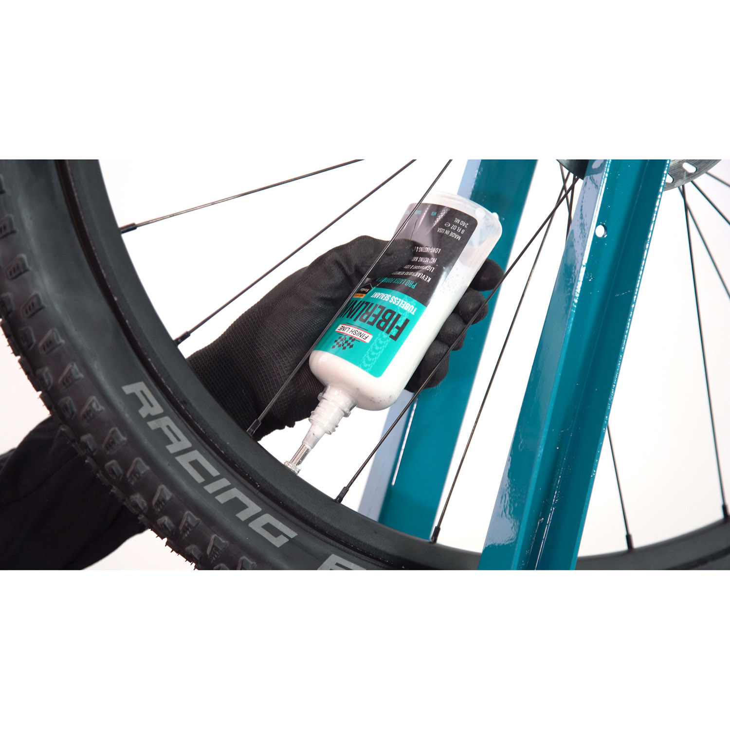 Finish Line Fiberlink Pro Latex Reifendichtmittel (240 ml)