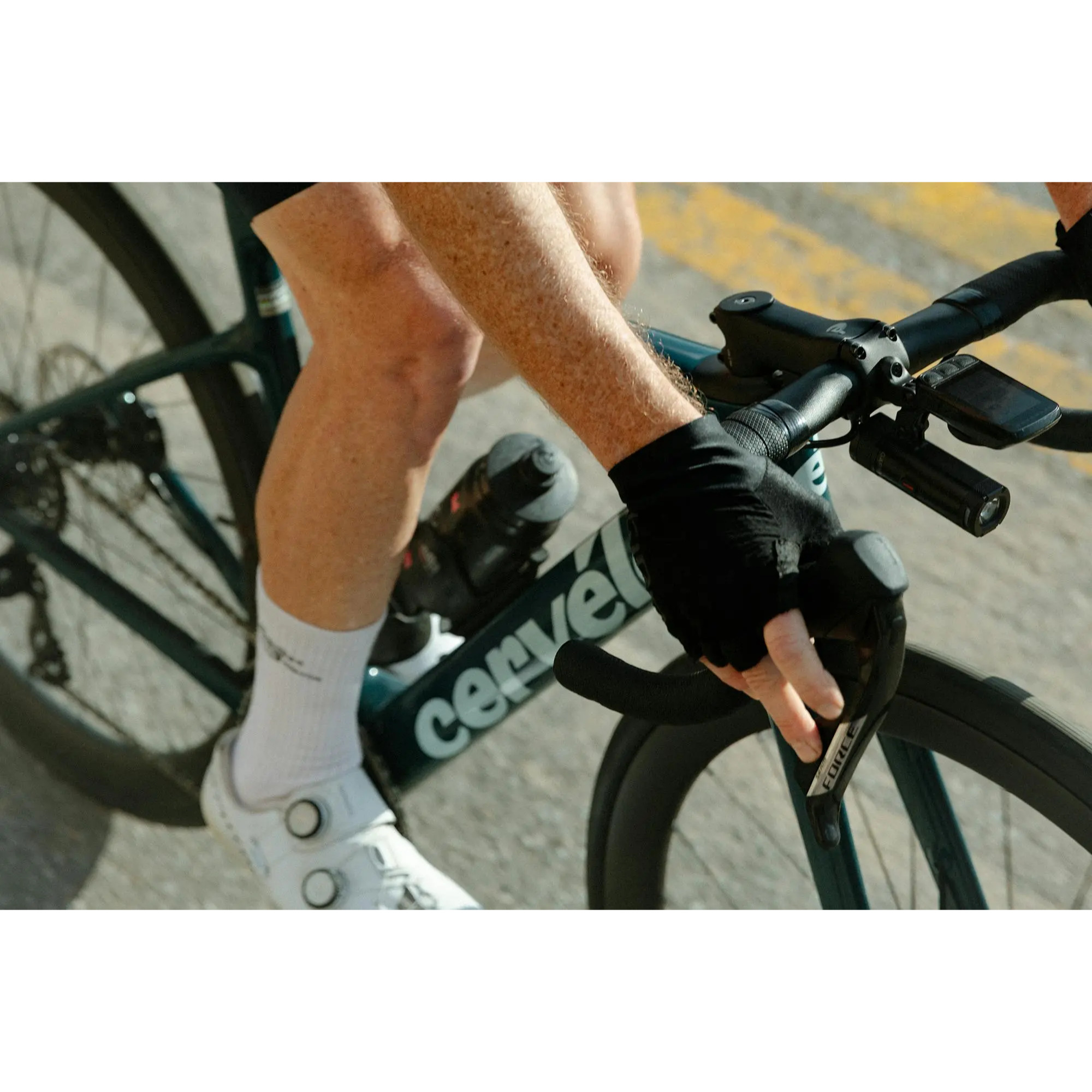 Cervélo Caledonia 105 Di2 Rennrad 28" blau