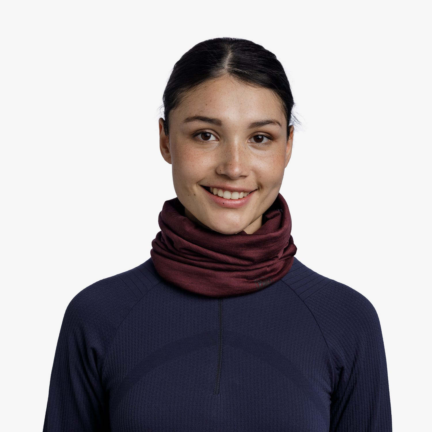 Buff Merino Lightweight Solid Garnet Schlauchschal