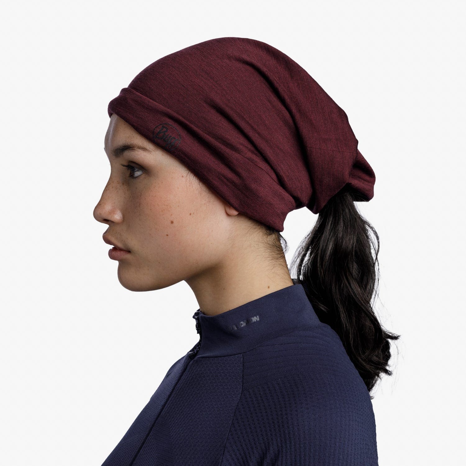 Buff Merino Lightweight Solid Garnet Schlauchschal
