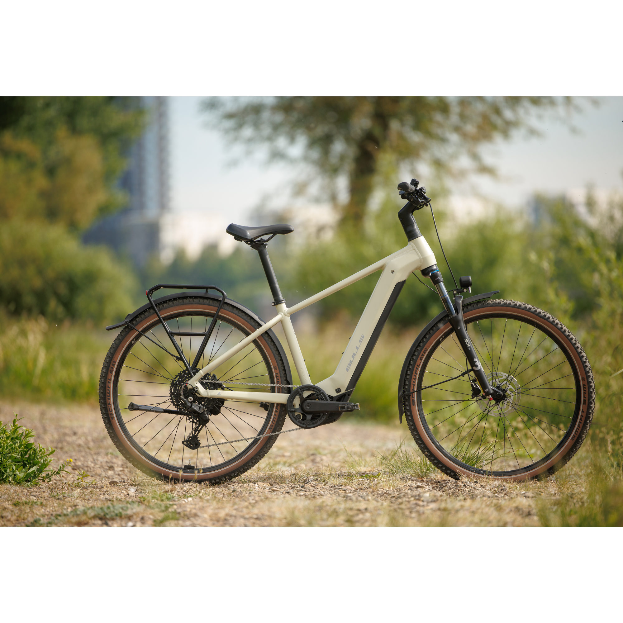 Bulls Iconic EVO 1 E-Bike Trekkingrad Herren 29" beige