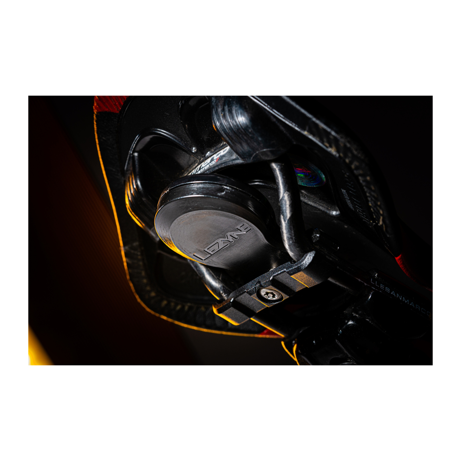 Lezyne Matrix Saddle Tagger Airtag Fahrrad-Diebstahlschutz