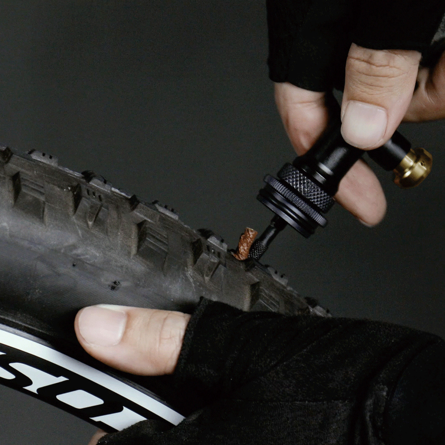 Topeak Tubi Master X Kartuschenpumpe inkl. Tubeless-Reparaturset & CO2-Kartusche