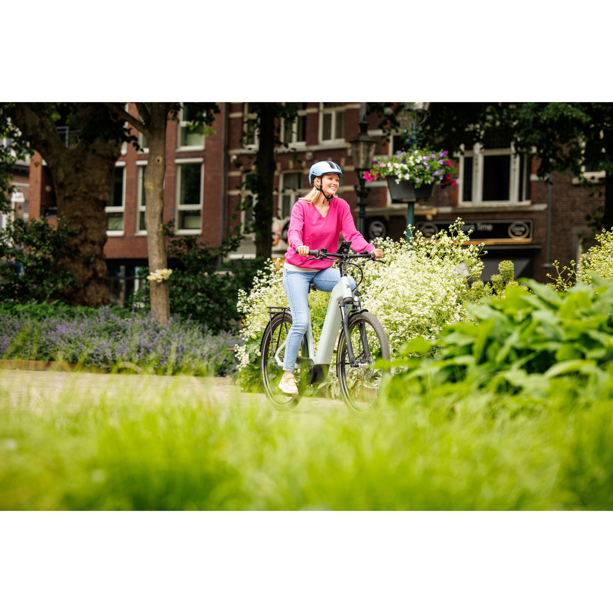 Pegasus Solero EVO 10 E-Bike Trekkingrad Tiefeinsteiger 28" grün