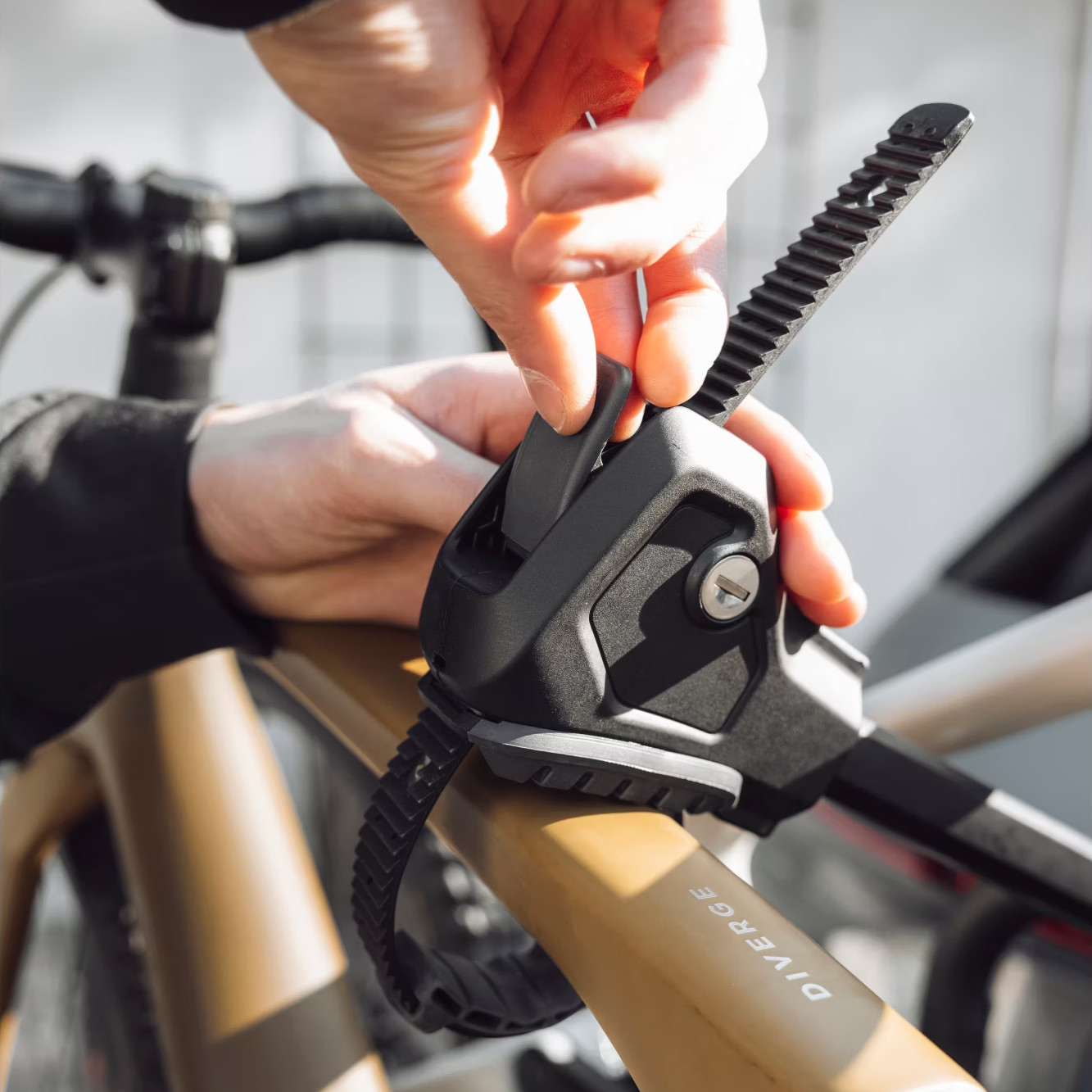 Thule EasyFold 3 Fahrradträger Anhängerkupplung für 3 Räder