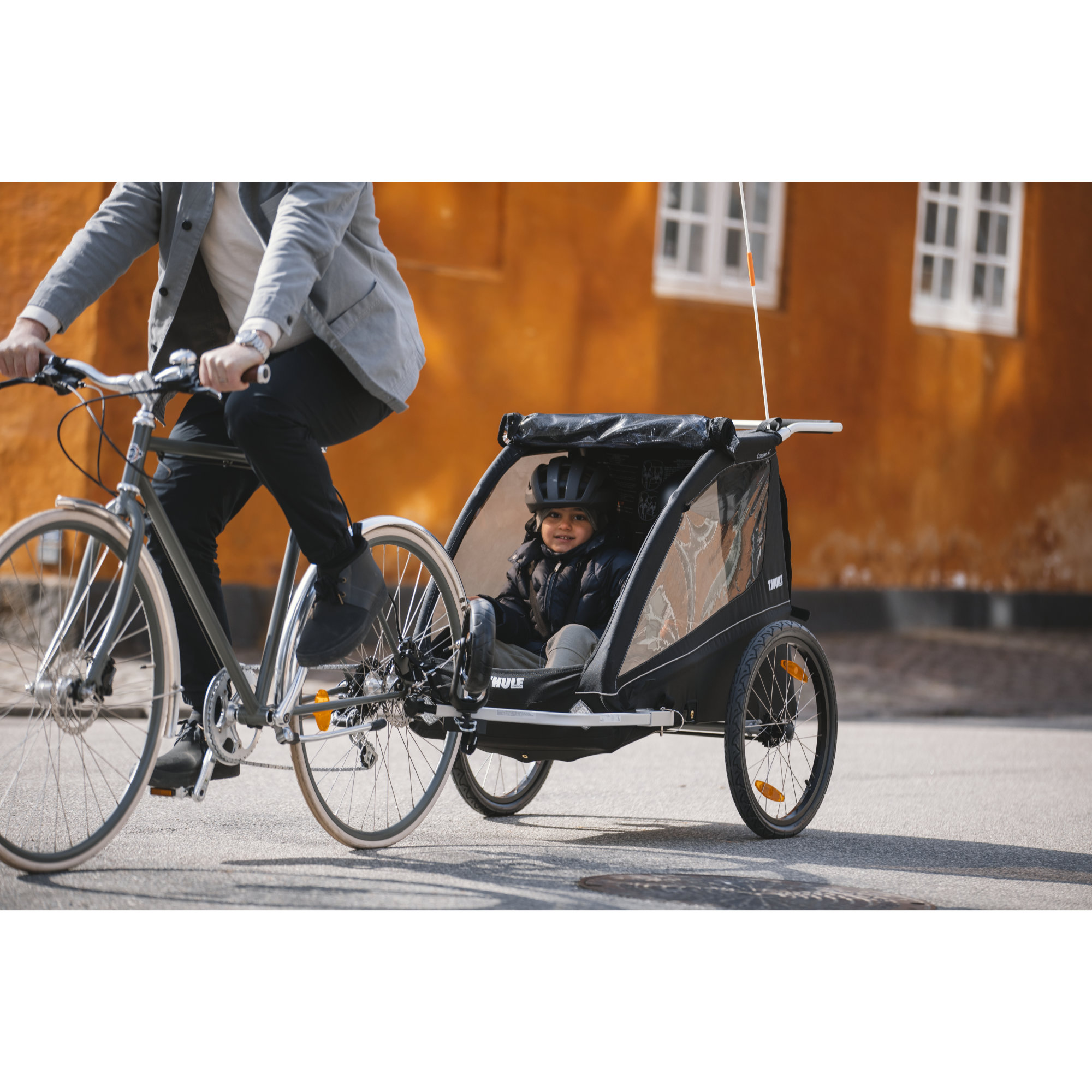 Thule Coaster XT Fahrradanhänger Kinder schwarz